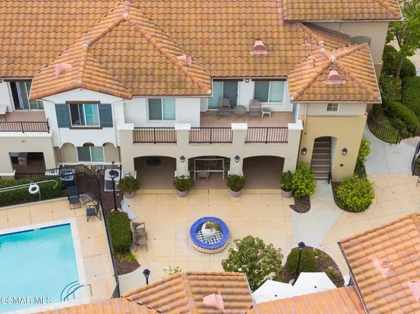 477 Country Club Dr Unit 218, Simi Valley, CA 93065