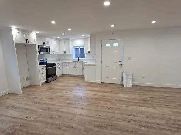 805 W Glenoaks Blvd #B, Glendale, CA 91202