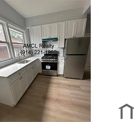 401 S 7th Ave — Photo 2