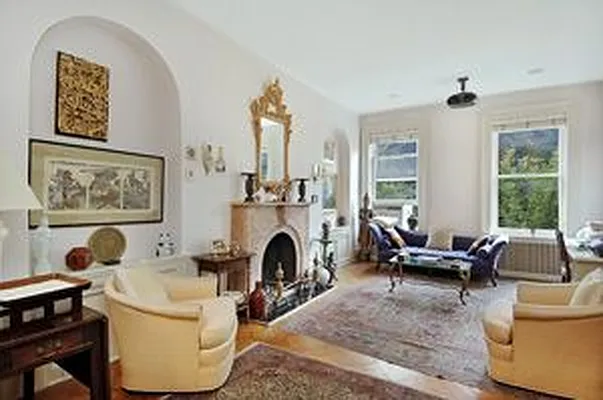 Sold by Douglas Elliman | media 10