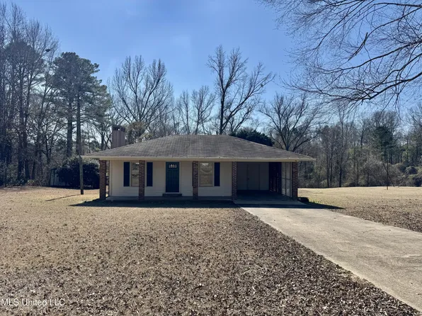 22 Longmire Rd, Natchez, MS 39120