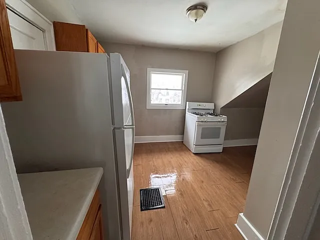 105 Dickinson St SW #2 — Photo 8