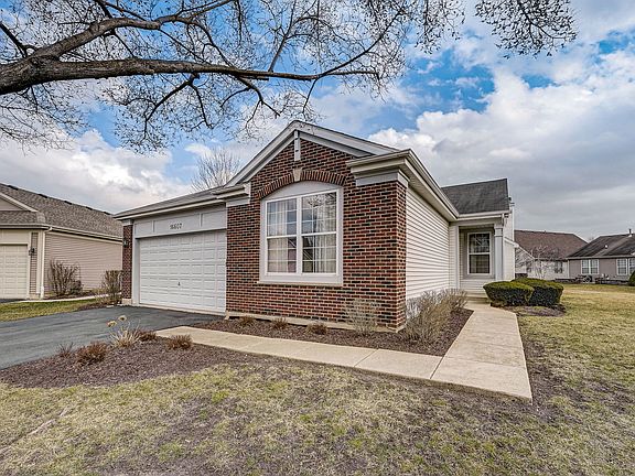 3rd image of 16607 Grandwood Lake Dr