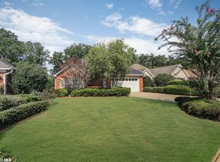 122 Club Dr, Fairhope, AL 36532
