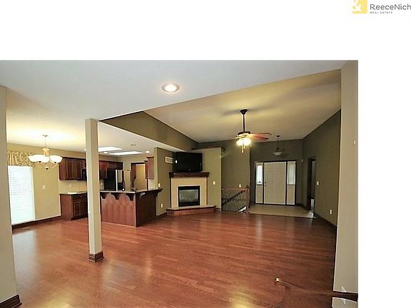 5th image of 2716 S Breckenridge Dr