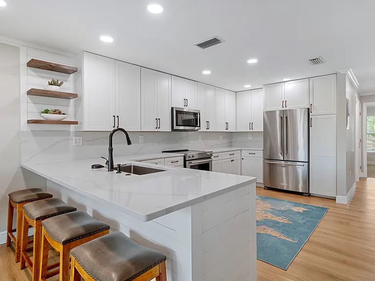 4105 SE 19th Pl #201 — Photo 8