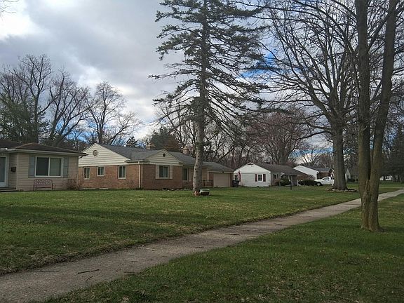 3rd image of 2801 Wicklow Rd