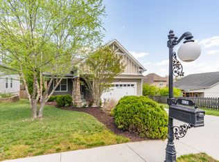 8630 Maple Valley Dr, Chattanooga, TN 37421