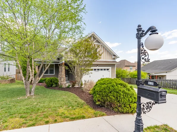 8630 Maple Valley Dr, Chattanooga, TN 37421