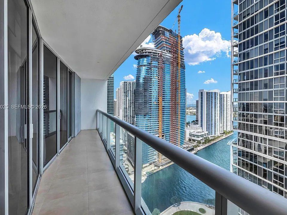 485 Brickell Ave #3201