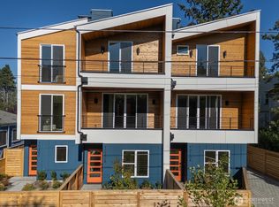 9020 13th Ave NW #B, Seattle, WA 98117