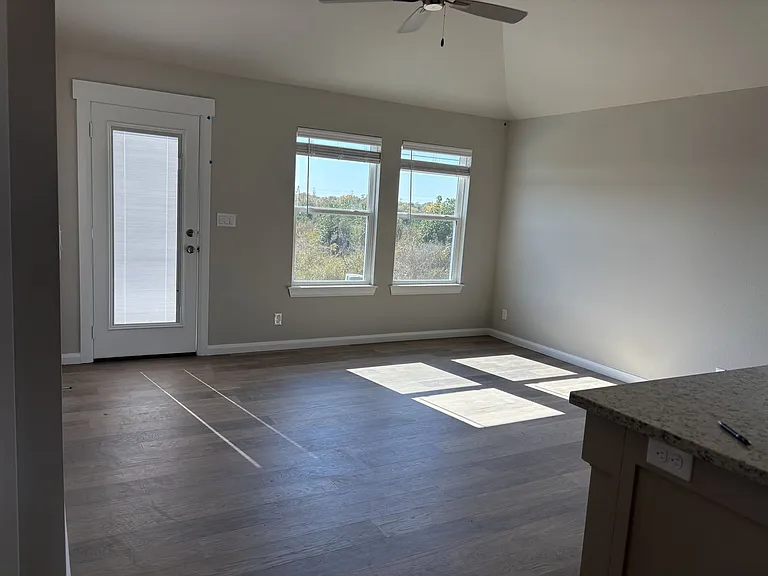 14652 E 39th Pl S — Photo 2