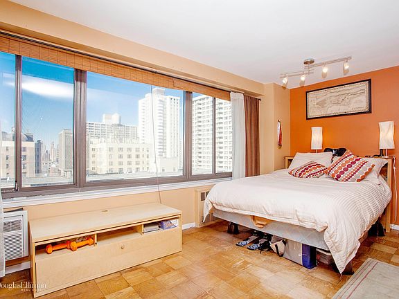 3rd image of 382 Central Park W APT 18E