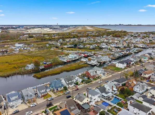 160-36 99th Street image 27 of 31