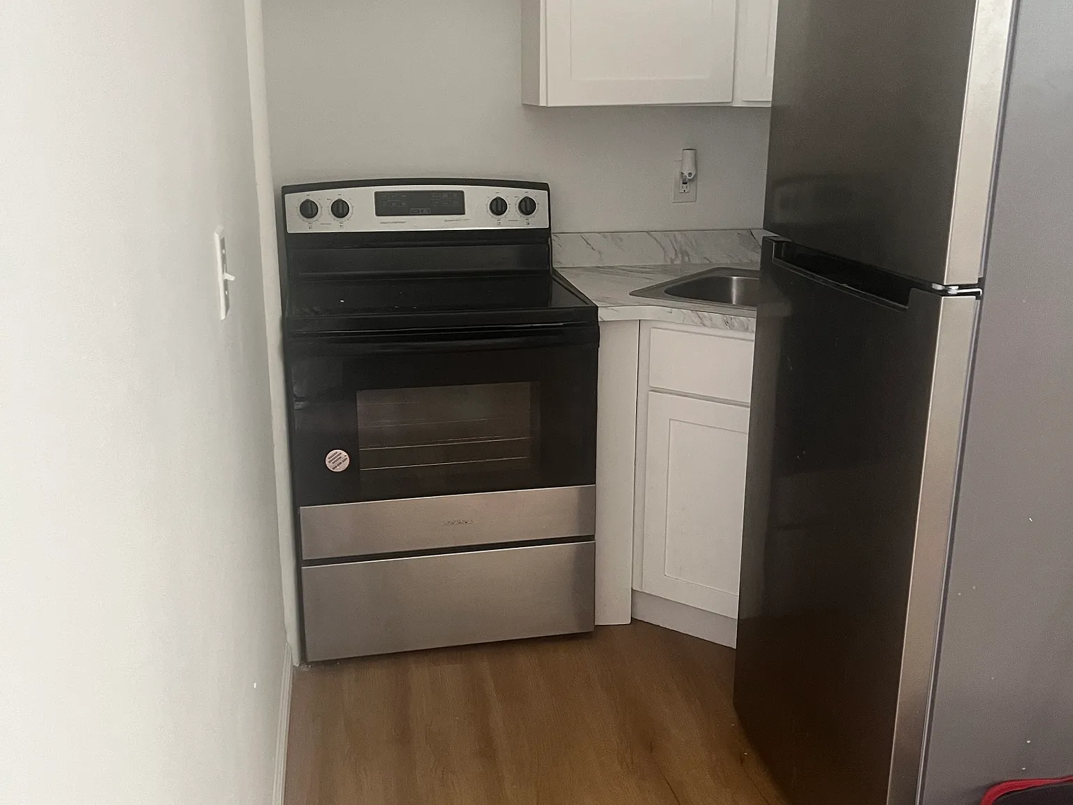 1 bed, $1,375 — Photo 2