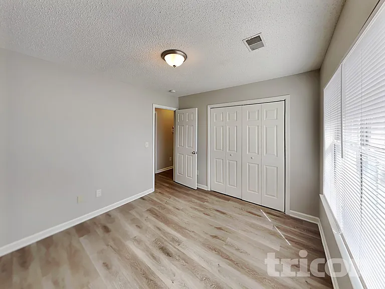 3 Long Glen Ct — Photo 12