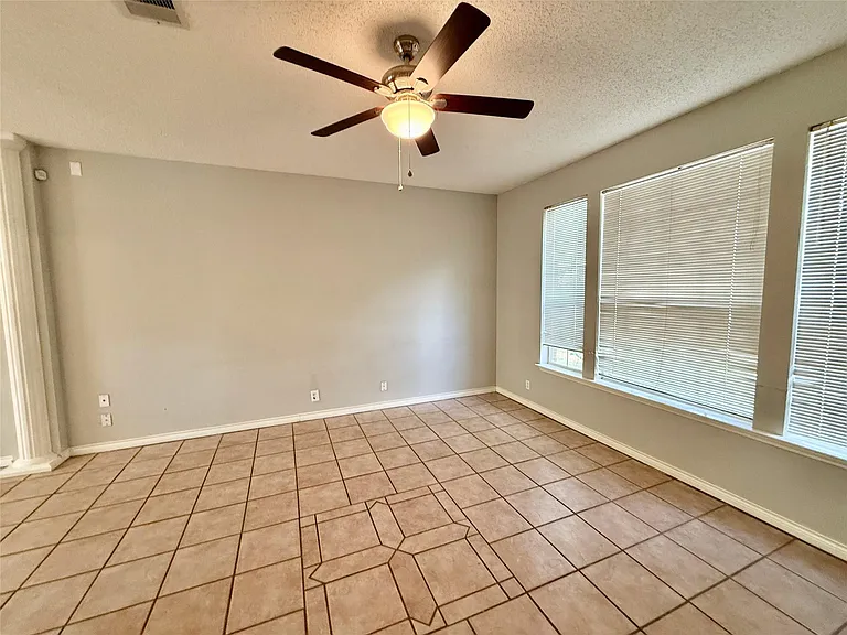 16801 Langland Rd — Photo 3