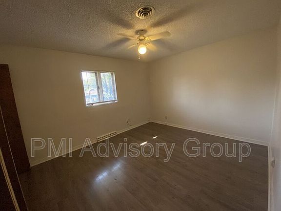 3rd image of 1815 SW 71st St
