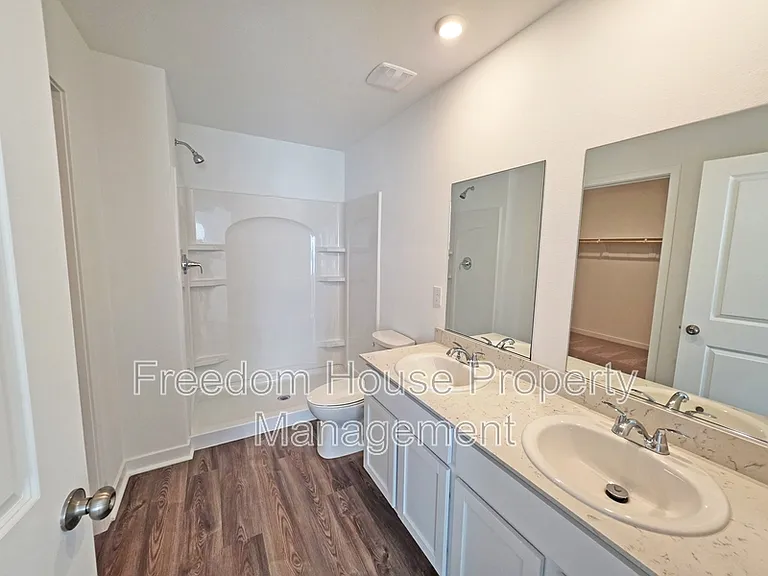 660 E Huyana Wind Dr — Photo 45