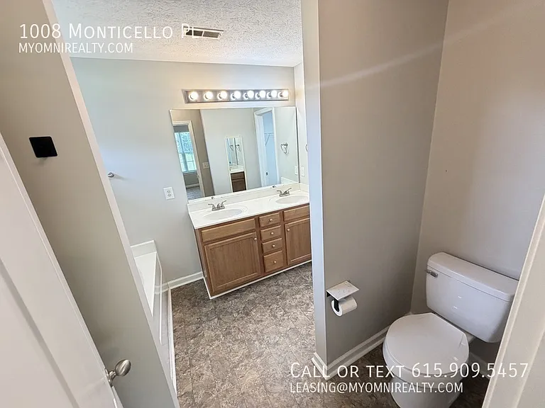 1008 Monticello Pl — Photo 7