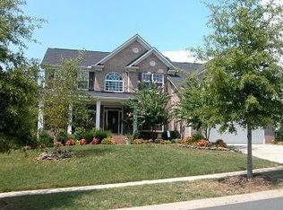 1832 Chestnut Hill Dr, Tega Cay, SC 29708