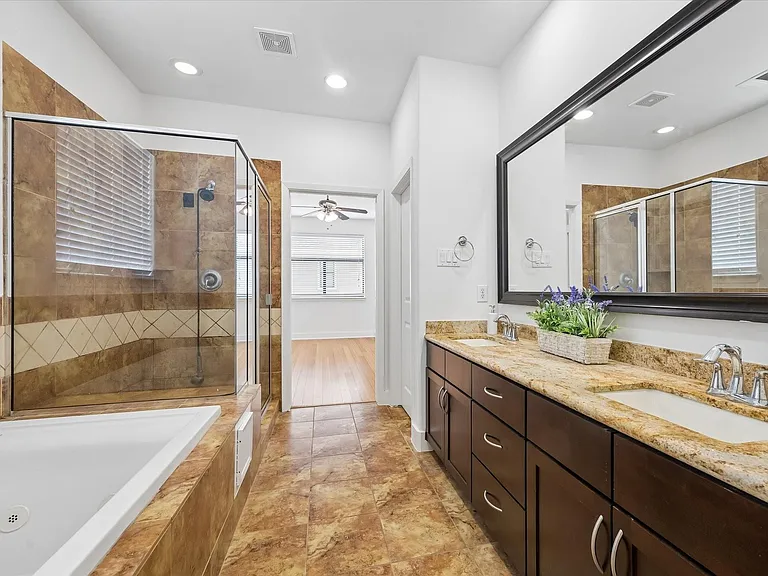 2309 McIlhenny St — Photo 16