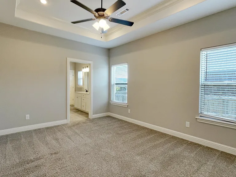 530 Captain Hopkins St — Photo 19