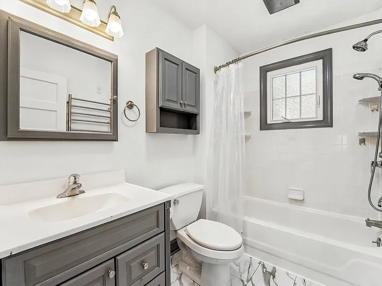 114 Biddle Rd — Photo 14