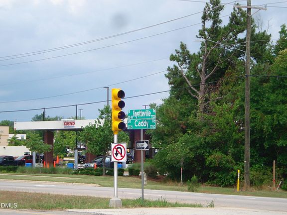 4th image of 7625 Fayetteville Rd