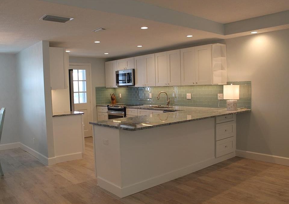 1st image of 2743 Ocean Dr