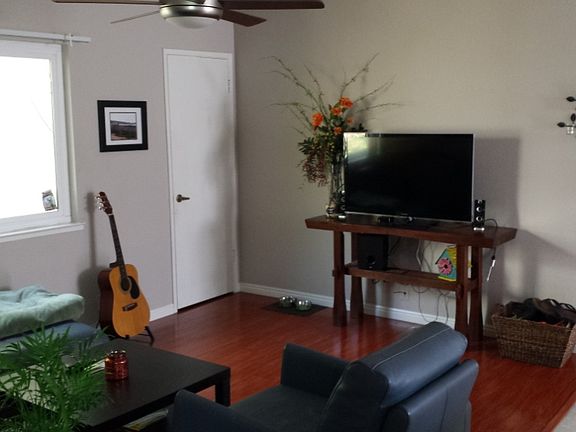 4th image of 2122 S St APT 6