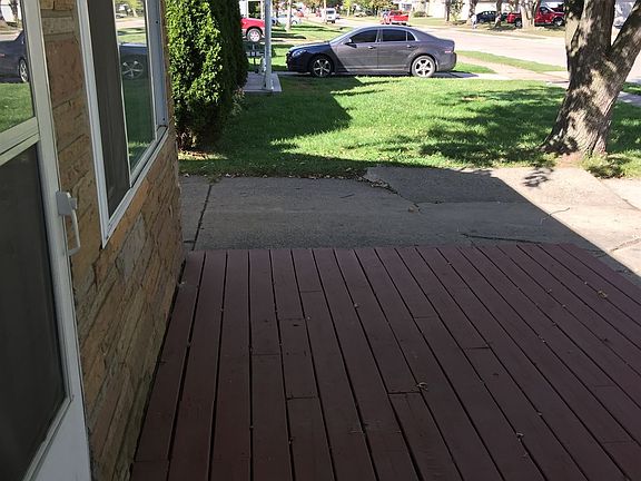 2nd image of 25143 Fern St #0