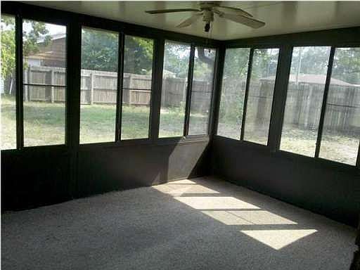4th image of 10481 Heatherwood Dr