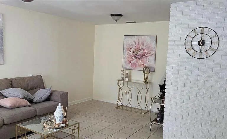 6717 Mornay Cir — Photo 7