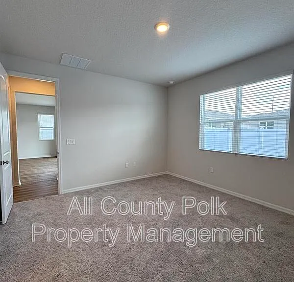 851 Folklore Ln — Photo 33
