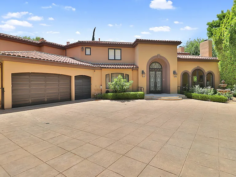 5427 Encino Ave — Photo 4