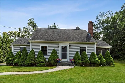 40 Amos St Photo 1