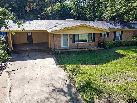 4th image of 2016 Crestwood Dr