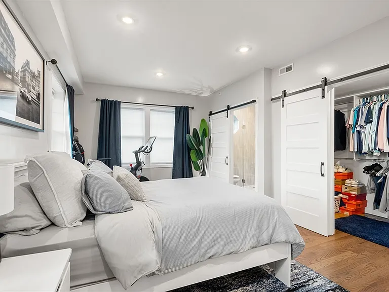 47 Sargent St #5 — Photo 8