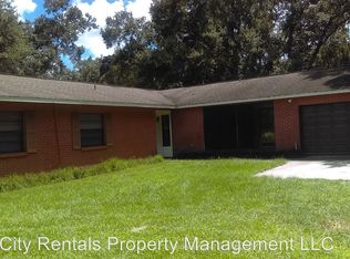 2924 De Montmollin Rd, Plant City, FL 33565