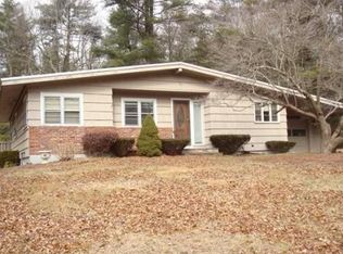 139 Pine Tree Dr, Hanover, MA 02339