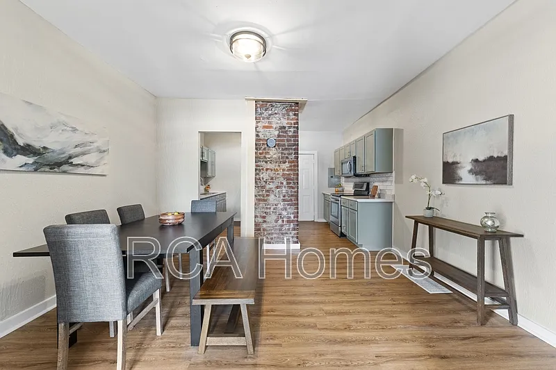 3 bed, 2.0 bath, 1700 sqft, $1,700 — Photo 4