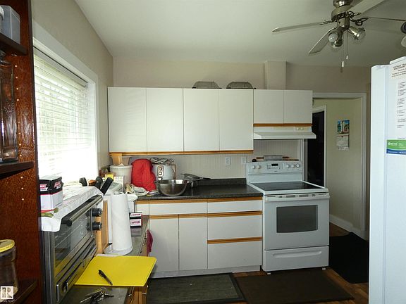 4th image of 5015 50th St