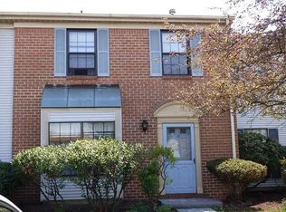 211 Hampshire Ct, Piscataway, NJ 08854