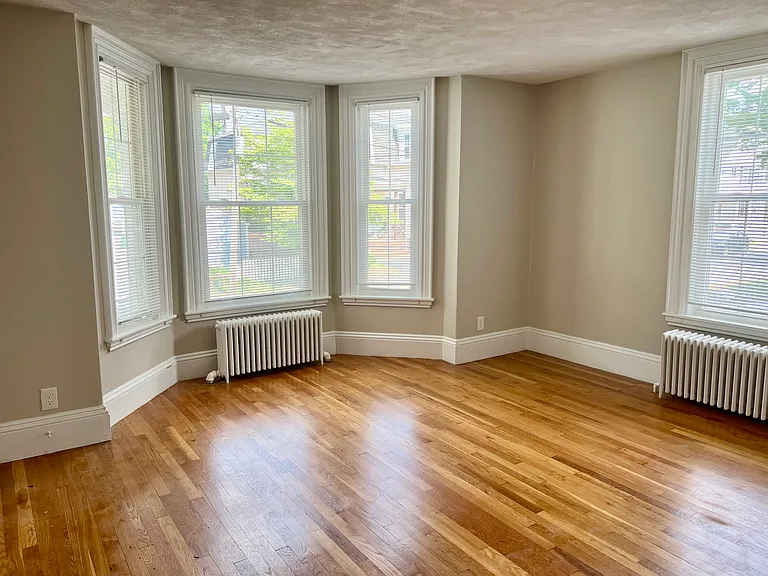 9 Arlington St #1 — Photo 5