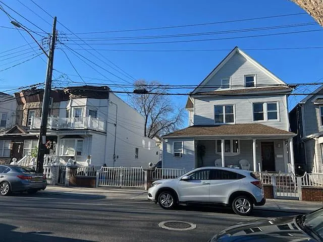 8025 88th Road photo 1