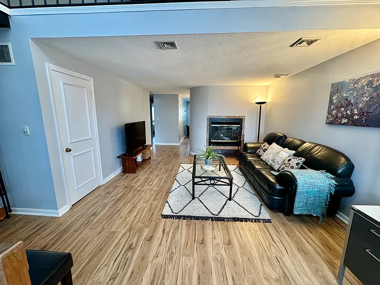 300 Brittany Farms Rd #C — Photo 14