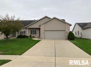 3910 Lear Dr, Springfield, IL 62711
