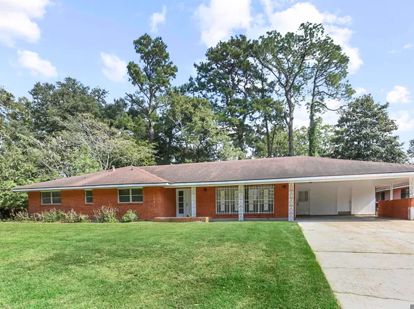 1146 Arcadia Dr, Baton Rouge, LA 70810