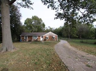 4901 Phelps Rd, Kansas City, MO 64136